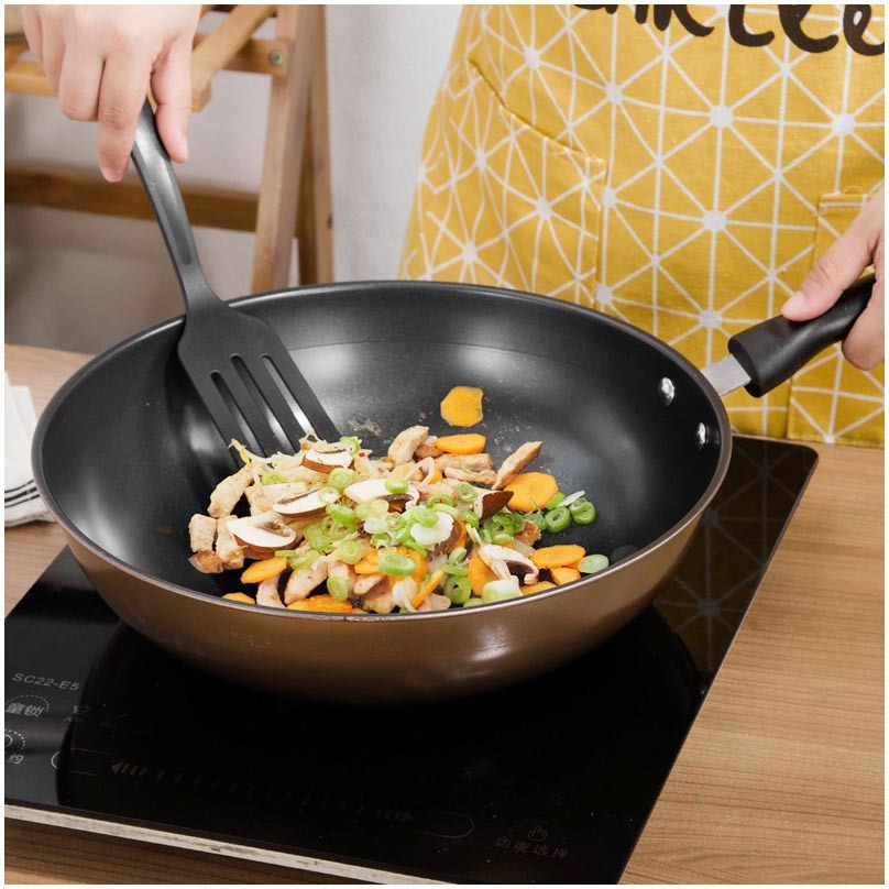 Cast Iron Non-Stick three piece cookware set