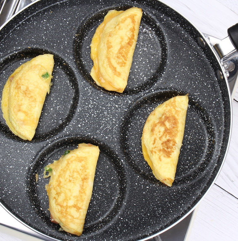 4 Cup Egg and Pancake Frying Pan