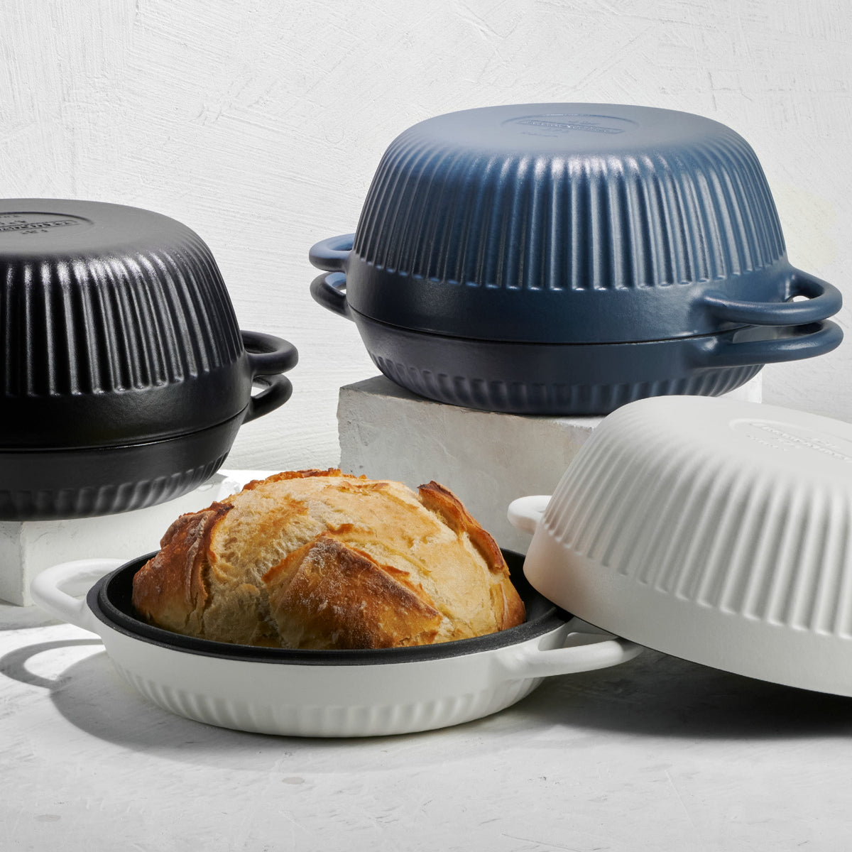 Tramontina 4 QT Enameled Cast Iron Dutch Oven for Bread Baking White